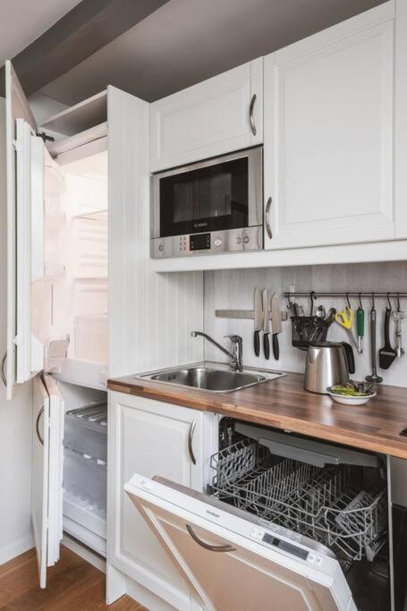 Hidden Gem Near The Old Town Bridge, 40M² Apt. Тронгейм Екстер'єр фото